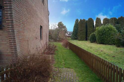 Garten - 4 Zimmer Reihenendhaus in Neuss