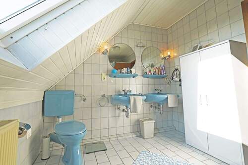 Badezimmer, Obergeschoss - 