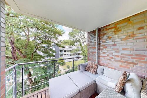 Balkon - 4 Zimmer Etagenwohnung zum Kaufen in Hamburg