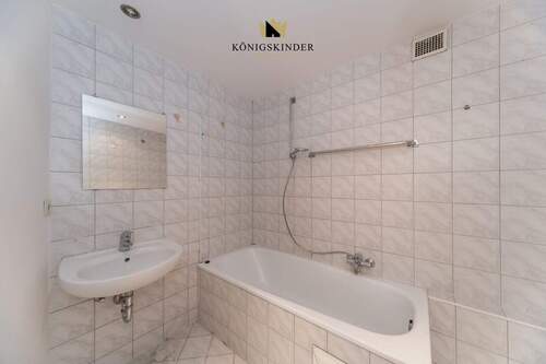 -lässt sich das Badezimmer bei Bedarf stilistisch daran anpassen - 