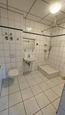 image0.jpg - Etagenwohnung mit 30,00 m&sup2; in Regensburg zur Miete