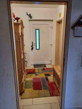 Eingang mit Flur - 