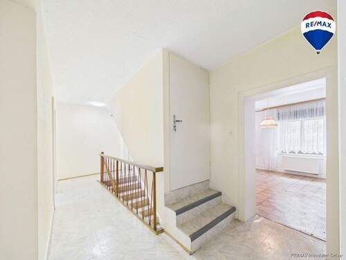 RE/MAX Immobilien DeLux Merzig Haus zu verkaufen in Kastel-Staadt - 