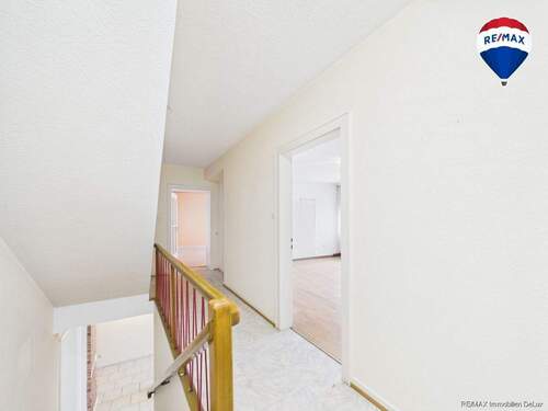 RE/MAX Immobilien DeLux Merzig Haus zu verkaufen in Kastel-Staadt - 