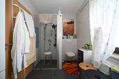 Modernes Badezimmer - 