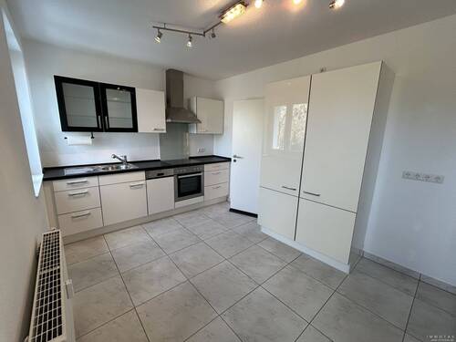 Küche 1.OG - Mehrfamilienhaus, Wohnhaus mit 310,80 m&sup2; in Saarbrücken zum Kaufen