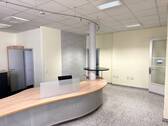 Empfangsbereich EG - 