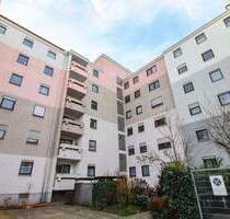 Für Tatkräftige: 3 Zimmer Wohnung mit 2 Balkone in Zwingenberg