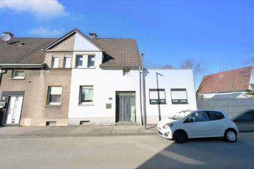 Frontansicht - 4 Zimmer Reihenendhaus zum Kaufen in Gelsenkirchen