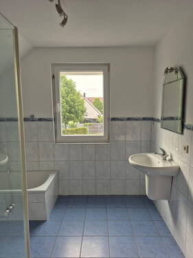 Bad Haus 1 - 