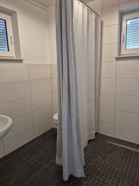  Haus 2 Bad mit Dusche unten - 