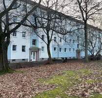 Sonne mit Balkon.. ..helle, moderne 3 Zimmer-Wohnung.. Einbauküche gegen Aufpreis möglich . sofort einzugsfertig - Zwickau Marienthal