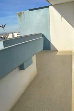 Bild 2 - 2 Zimmer Etagenwohnung zum Kaufen in Ludwigshafen am Rhein