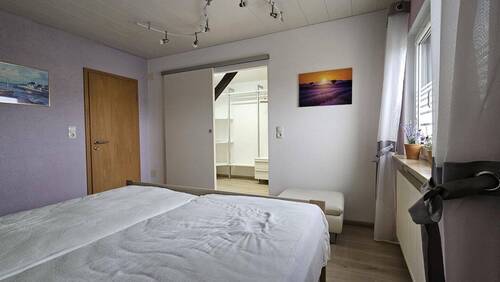 SZ mit Ankleide DG Ansicht 2 - 