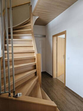 Treppe vom EG ins DG - 