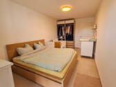 Schlafzimmer mit Doppelbett - 