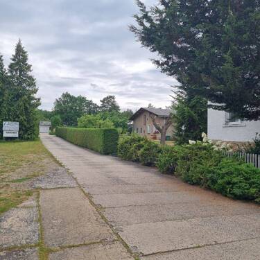 >Grundstückszufahrt - Einfamilienhaus mit 200,00 m² in Boxberg/O.L. zum Kaufen