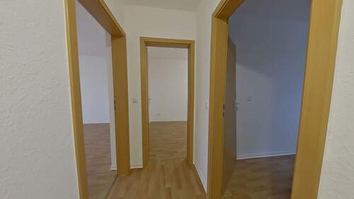 Flur - Etagenwohnung mit 43,00 m&sup2; in Lutherstadt Wittenberg zur Miete