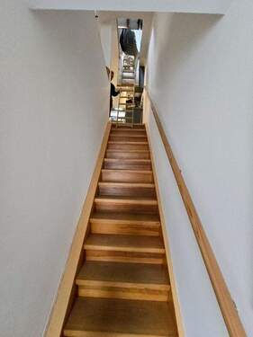 Treppe zu OG - 