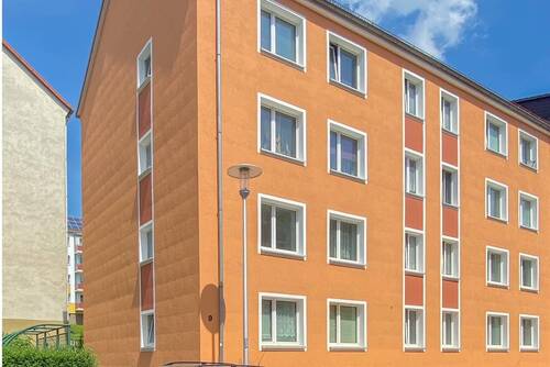 Hausansicht_Tischerstraße 9 - Etagenwohnung mit 47,20 m&sup2; in Plauen zur Miete