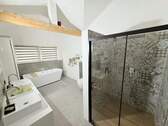 Badezimmer Ansicht 1 - 