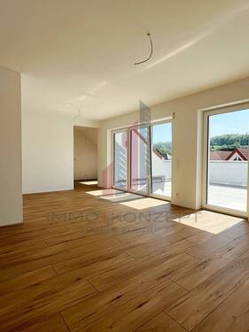 Das helle und offene Wohnzimmer - 4 Zimmer Etagenwohnung zum Kaufen in Lübbecke