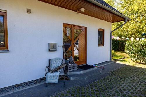 Eingang - 4 Zimmer Einfamilienhaus zum Kaufen in Delmenhorst