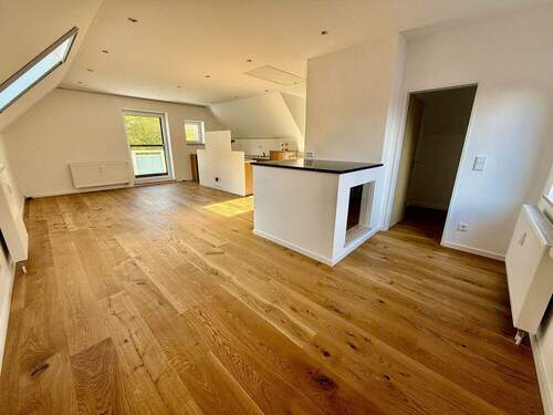 Wohnküche Ansicht 1 - Kernsanierte moderne 3-Zimmer-Wohnung in guter Lage