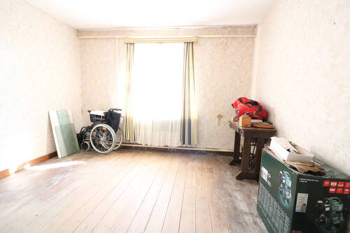 5 Zimmer im Erdgeschoss neben der Küche - 