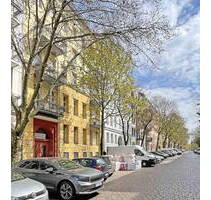 Provisionsfrei und kernsaniert - bezugsfreie Wohnung am Zionskirchplatz - Berlin Mitte