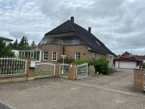 Bild 1 - Schönes Einfamilienhaus mit Wintergarten, Garage und Carport in bevorzugter Lage von Wolgast