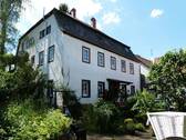 Gartenansicht - AUMÜLLER-Immobilien - Charmantes Einzelkulturdenkmal in der Altstadt, mit Hoffläche, Garten und Scheune