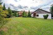 Riesiger Garten - 