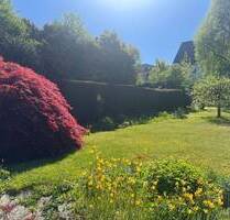 Exklusives Wohnen: Sonnendurchflutetes Haus mit idyllischem Gartenparadies in traumhafter Lage - Göttingen