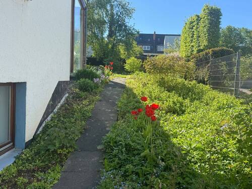 Weg in den Garten - 
