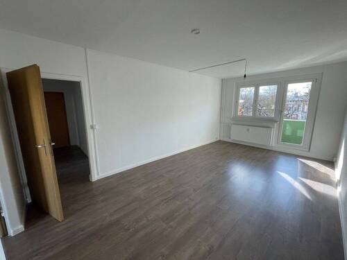 Bespielbild Wohnzimmer - Gemütliche 2-Zimmer-Wohnung im Erdgeschoss sucht Nachmieter!