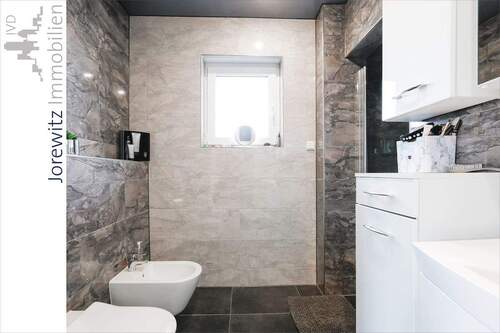 019 - Bad-en-Suite - 