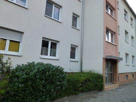 neuwertige Außenfassade hochwertig gedämmt - 