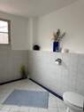 WC der Gewerbevermietung - Höchberg - Wohn.- und Geschäftshaus