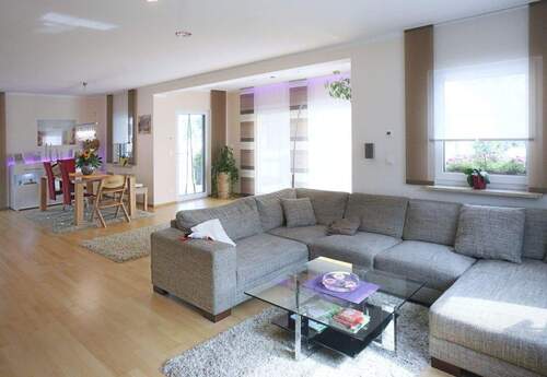 Wohnbereich - Einfamilienhaus mit 194,20 m&sup2; in Geisenfeld zum Kaufen