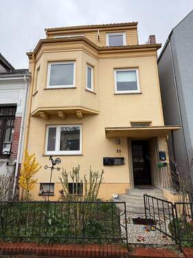 Außenbild - Renovierte 2-Zimmer-Dachgeschosswohnung in Bremen-Woltmershausen