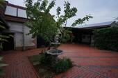 Innenhof 2 - 