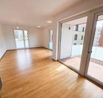 !! Drei-Zimmerwohnung in perfekter City-Lage erwartet Sie !! 2 Bäder + Balkon und Einbauküche - Berlin Moabit