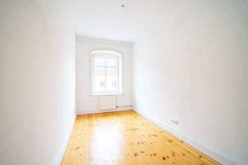 Zimmer 3 - 