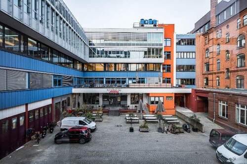 Außenansicht mit Terrasse - 