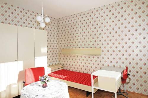 Zimmer mit Zugang zum Balkon - 