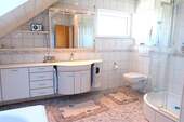 Badezimmer DG - 