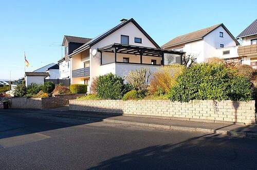 Bild 2 - 5 Zimmer Doppelhaushälfte zum Kaufen in Bebra