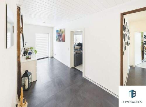 Flur OG - Mehrfamilienhaus, Wohnhaus mit 146,00 m&sup2; in Allenfeld zum Kaufen