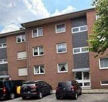 Würselen: 2 gepflegte 6-Familienhäuser (bereits seit Jahren in Wohneigentum aufgeteilt) und 6 Garagen „im Paket“, mit steigerungsfähiger Miete ....